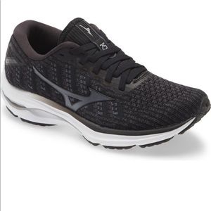 MIZUNO Running Wave Rider 25 Waveknit Womens Black Size 7 BNIB